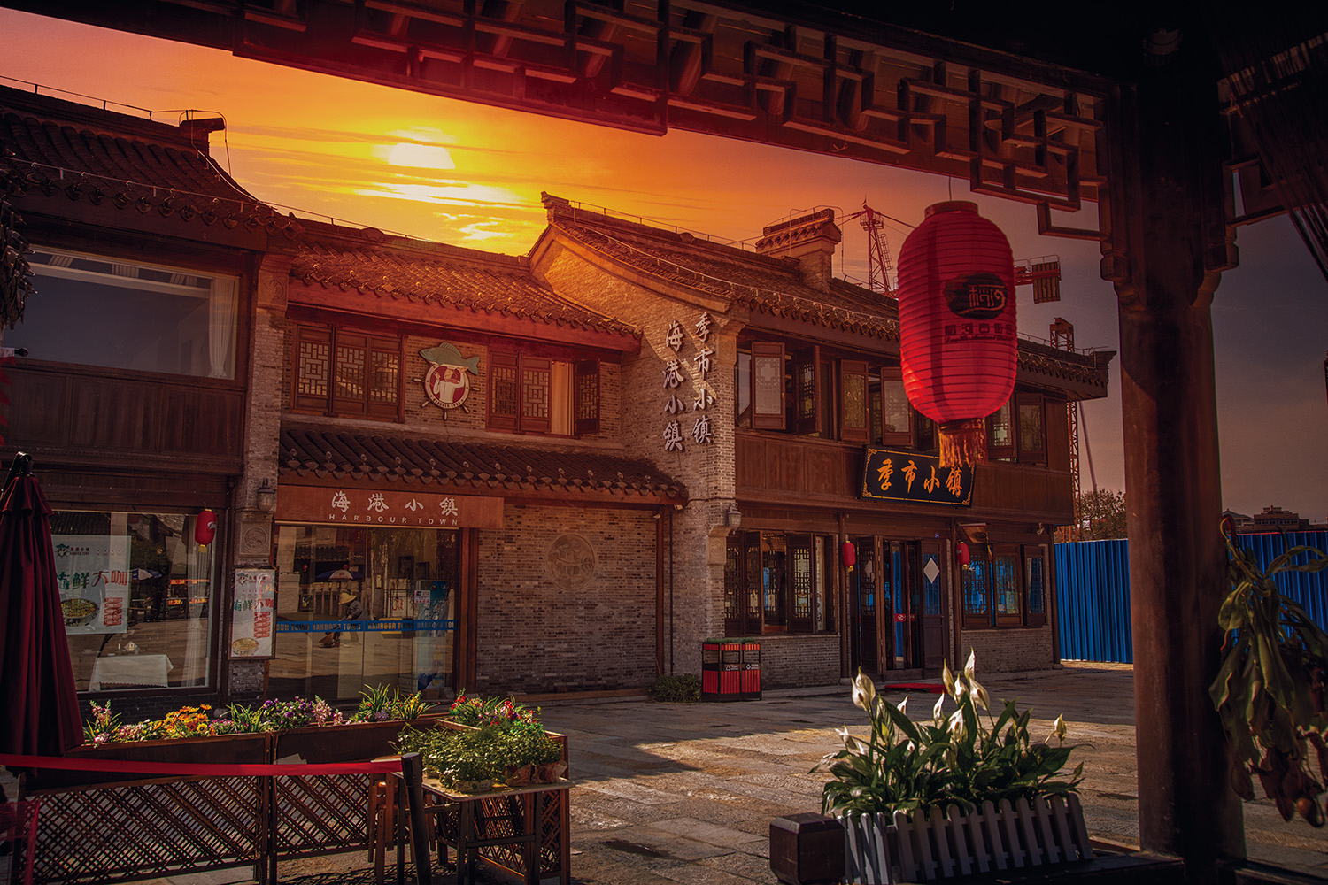 泰(tai)州市(shi)鳳城(cheng)河景區水街(jie)工程
